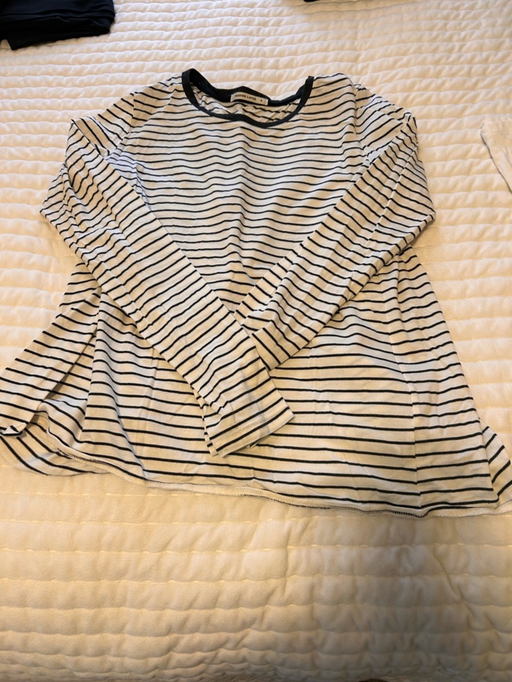 Marine Layer Women’s Tulip Back Swing Top- Black & White